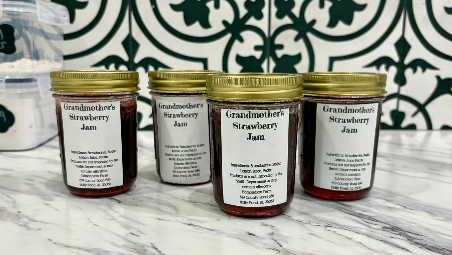 Grandmother’s Strawberry Jam      Half Pint