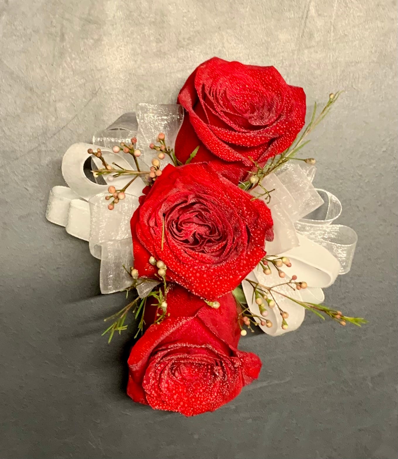 Formal Wristlet & Boutonnière Set - Edmondson Farm Store